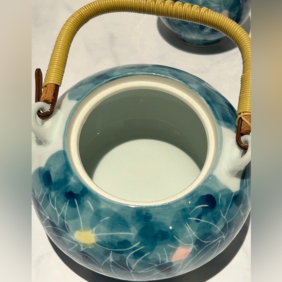 Asian Tea Set with Stainless Steel Chopsticks - Picture 5 of 17